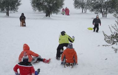 Как выбрать детскую обувь для активных зимних прогулок?