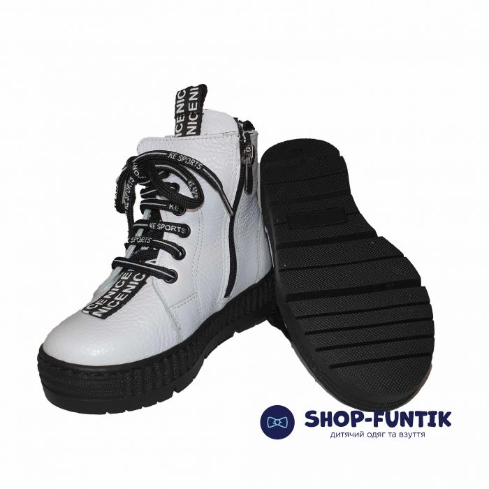 Ботинки Panda белые высокие с декоративной шнуровкой