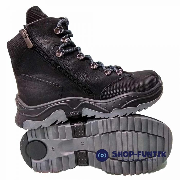 Ботинки Panda черные на шнуровке  41.1