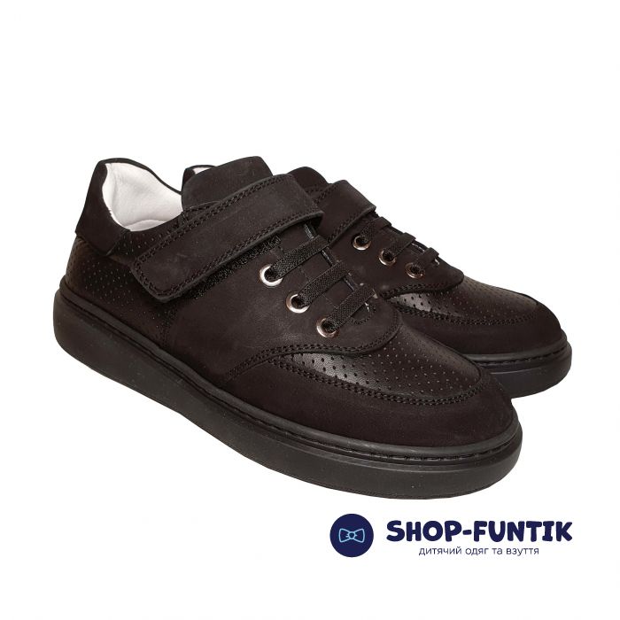 Кроссовки Tunel черные кожаные с нубуковыми вставками 110