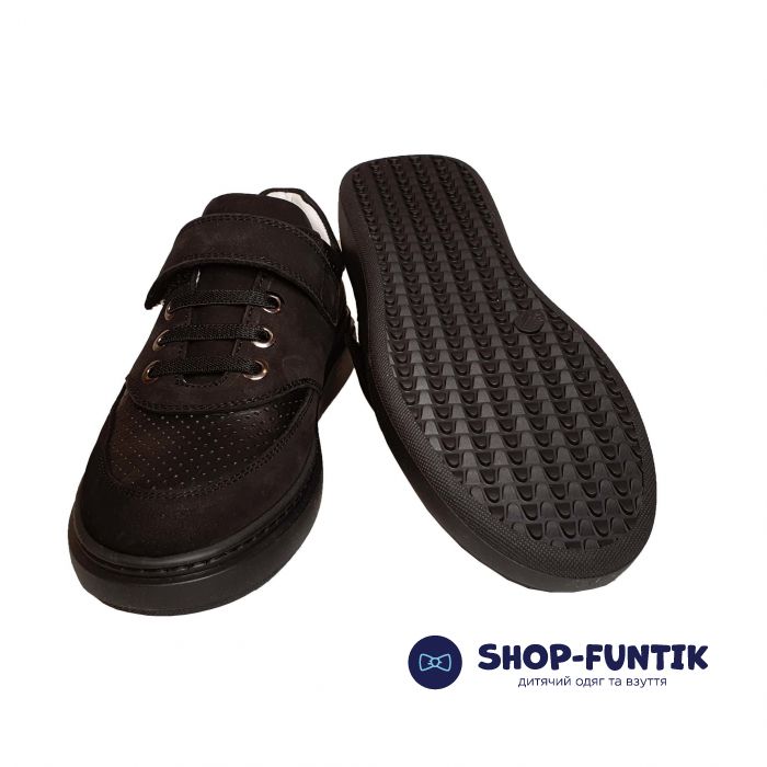 Кроссовки Tunel черные кожаные с нубуковыми вставками 110