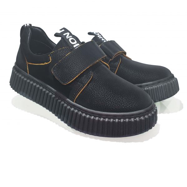 Туфли Tomini черные c широкой липучкой 83.42