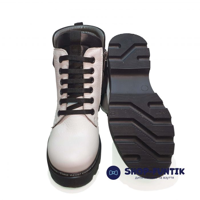 Черевики Minicolor білі з підвіскою 262406