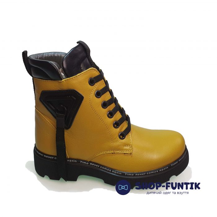 Ботинки  Minicolor горчичные с подвеской 262405
