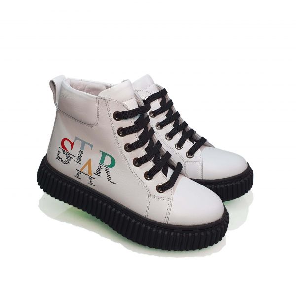 Ботинки Tunel белые на черной подошве 24-90-08