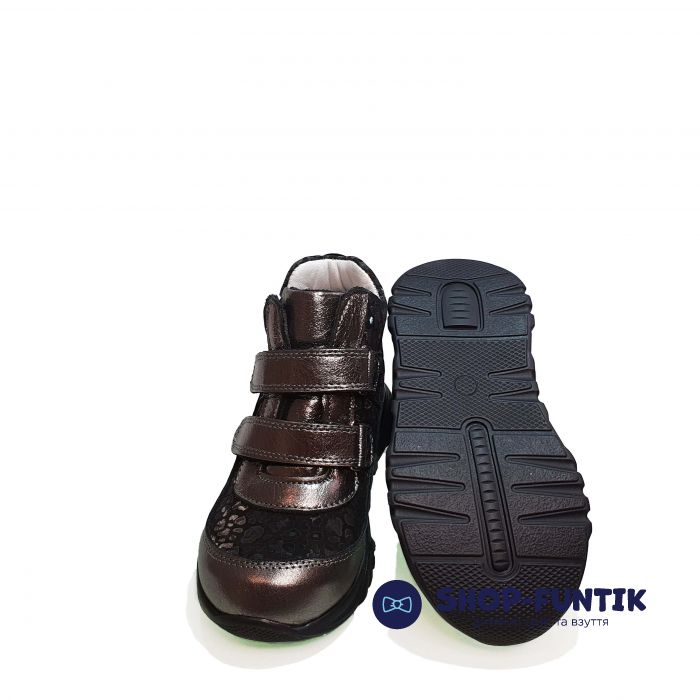 Ботинки Panda коричневые на черной подошве 001.0001 В