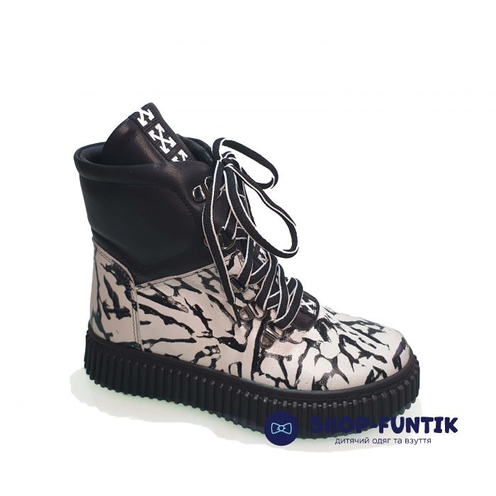 Ботинки Panda с черно-белым принтом 019.00006F