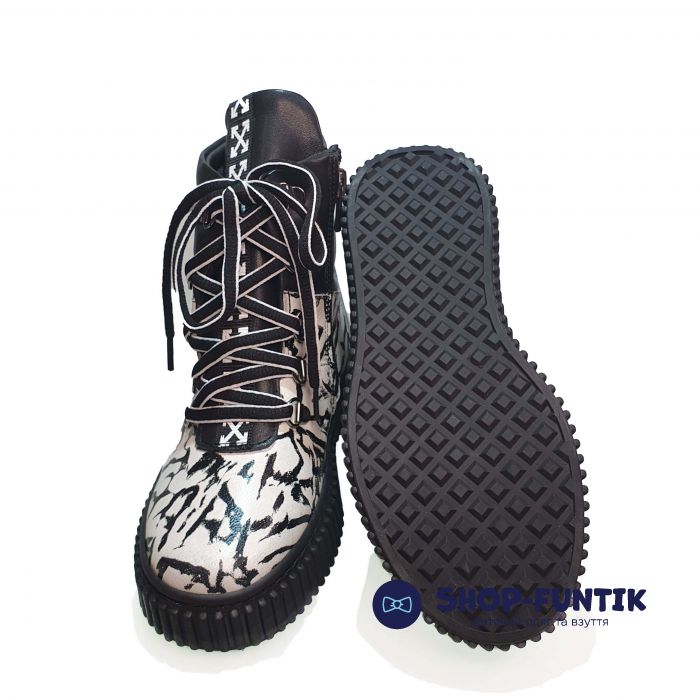 Ботинки Panda с черно-белым принтом 019.00006F