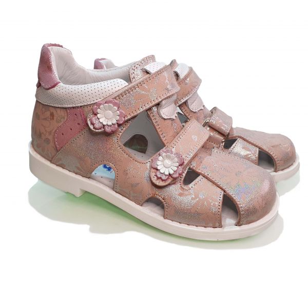 Сандалии Panda пудровые закрытые 015.1275