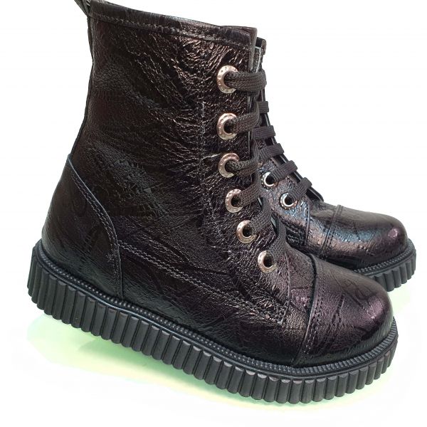 Ботинки Panda черные с декоративной шнуровкой 012