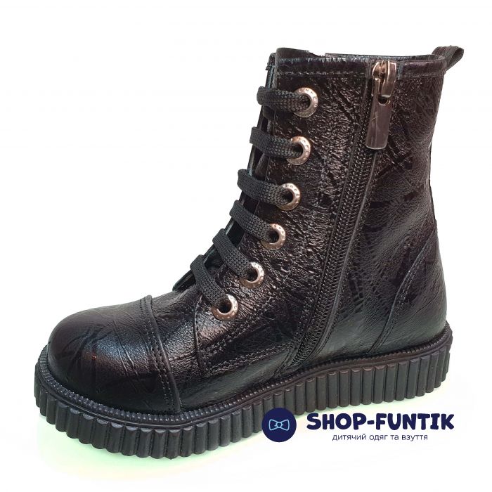 Ботинки Panda черные с декоративной шнуровкой 012