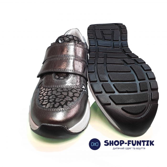 Кроссовки Tunel темно-серые на толстой белой подошве 1985