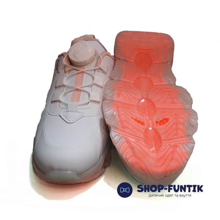 Кроссовки  Promax белые 18046