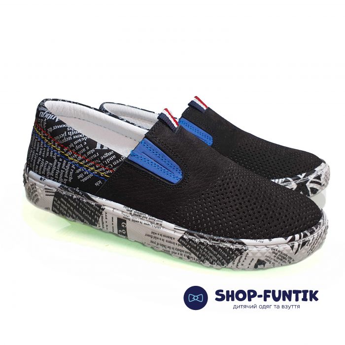 Слипоны Tomini черные с газетным принтом 2028