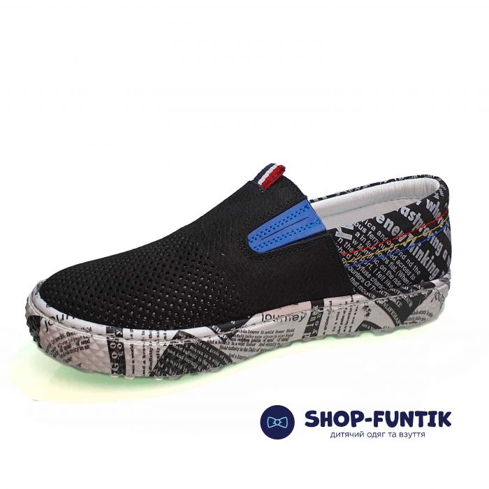 Слипоны Tomini черные с газетным принтом 2028