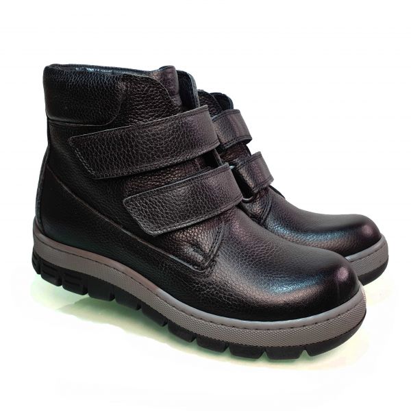 Ботинки Tunel черные на серой подошве 1852