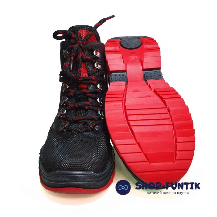 Ботинки  Panda красно-черные на шнуровке 39.2