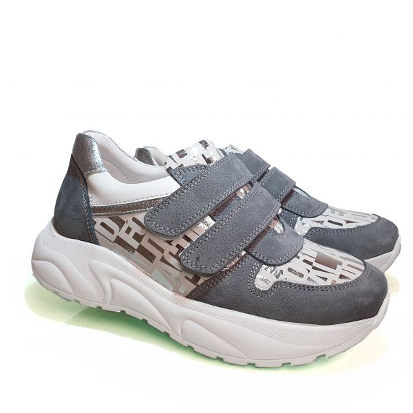 Кроссовки  Tunel cерые с серебристым принтом 19817