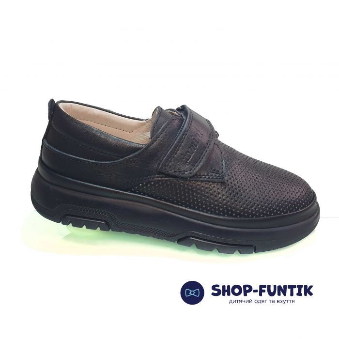 Мокасины Tomini черные со сквозной перфорацией 109.07