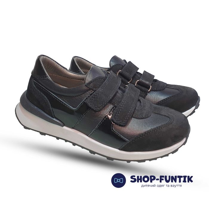 Кроссовки Tomini черные на белой подошве 017 2134