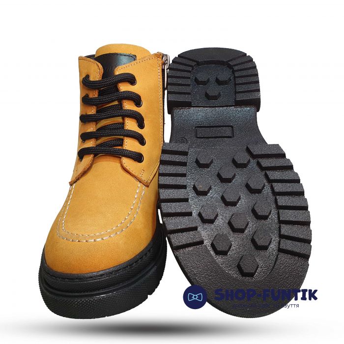 Ботинки Tomini желтые на черной подошве 12003