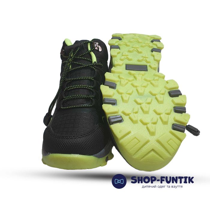 Кроссовки  Promax черные с салатовым декором 1874