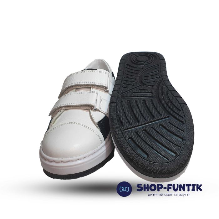 Кроссовки Tiflani белые с черными вставками 236