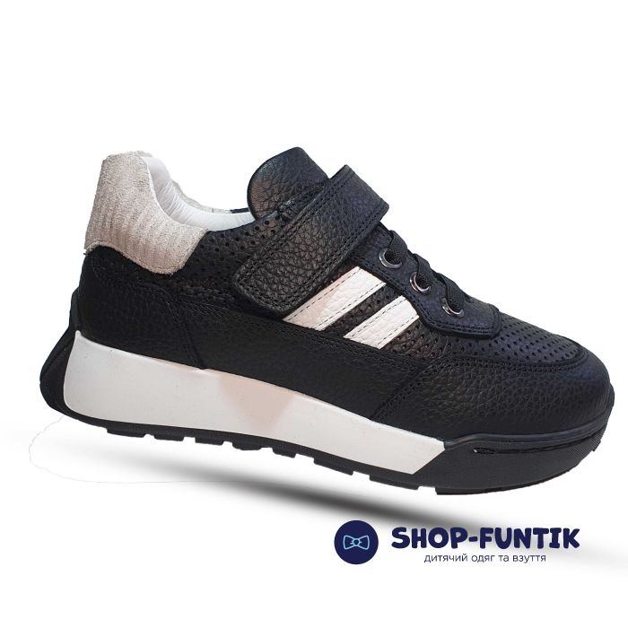 Кроссовки Tomini черные с перфорацией 2902