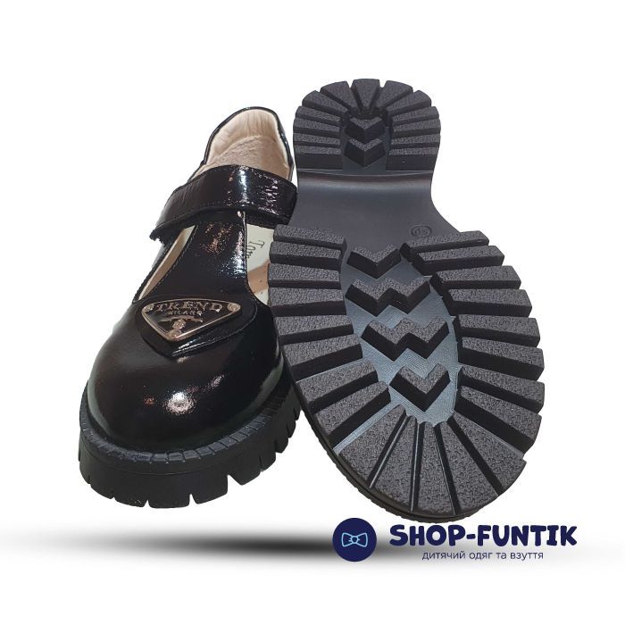 Туфли Tomini черные лакированные с липучкой 34