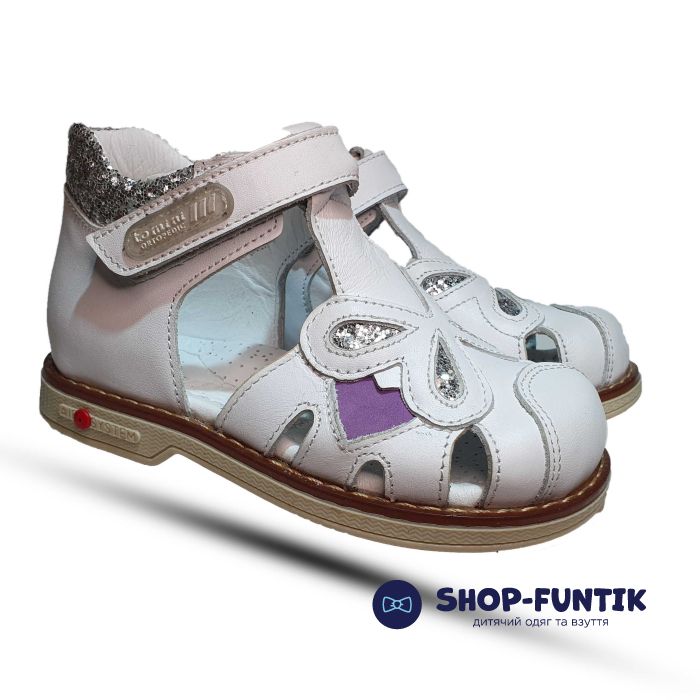 Сандалии Tomini белые 015