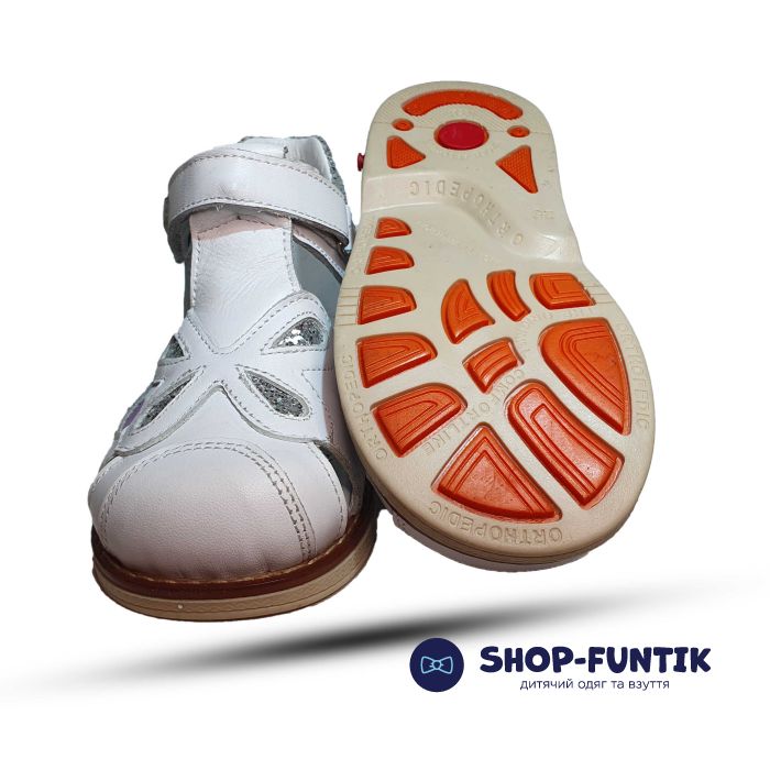 Сандалии Tomini белые 015