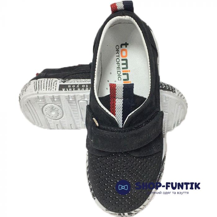 Мокасины Tomini черные на липучке с перфорацией 27,1