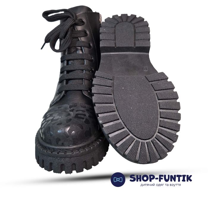 Ботинки Tomini черные с декоративной шнуровкой 0163