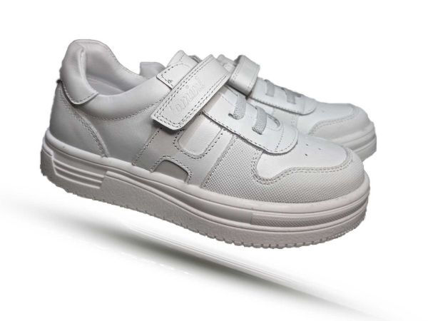 Кроссовки Tomini белые 011