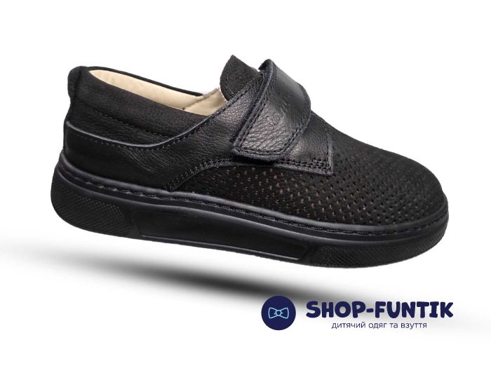 Мокасины Tomini черные со сквозной перфорацией 149