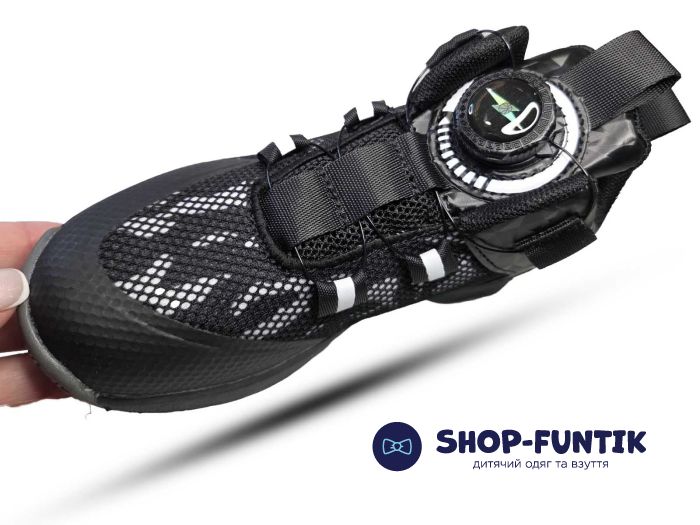 Кроссовки  Jong.Golf черные с белым 9188