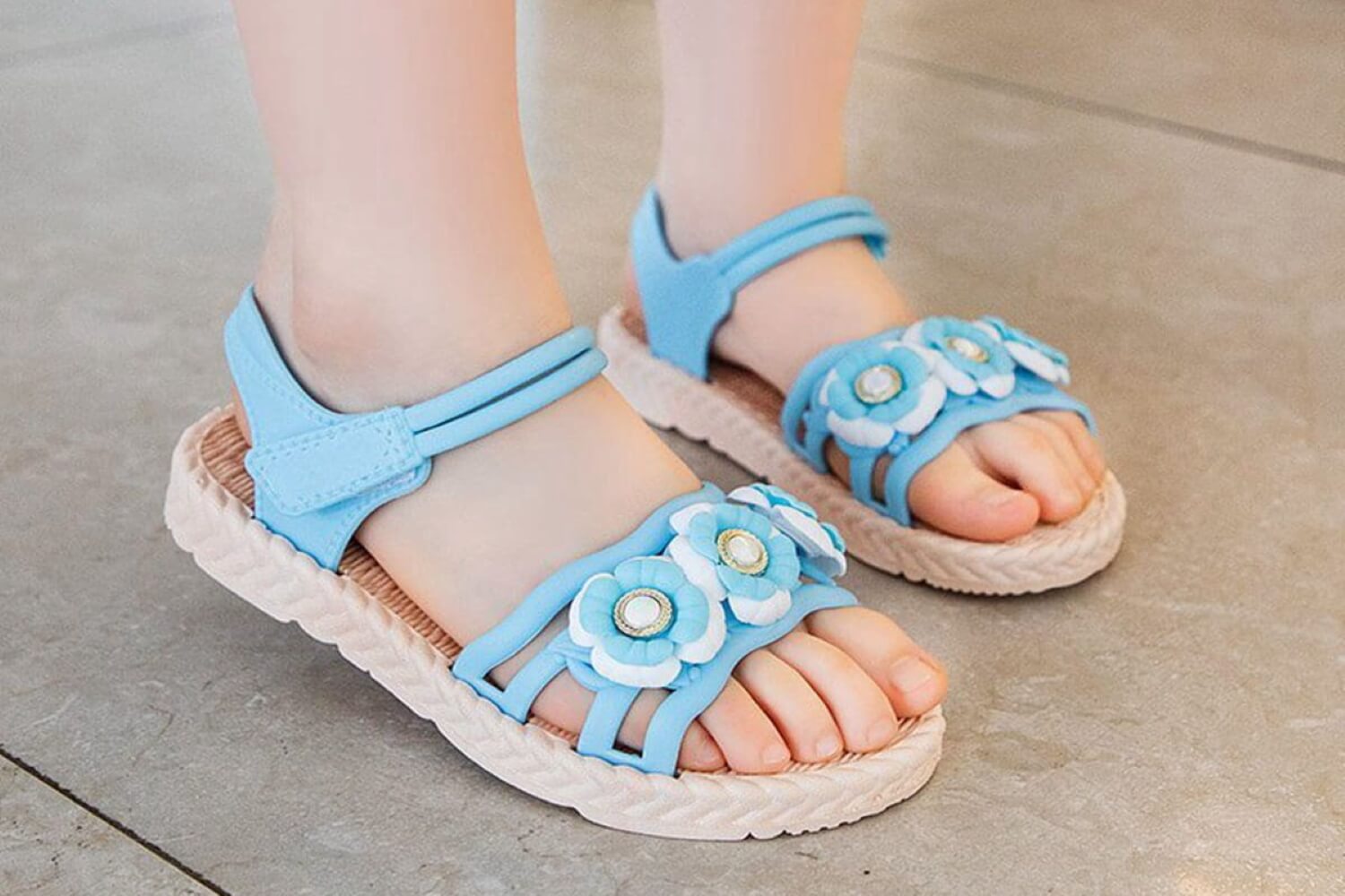 босоножки для девочек